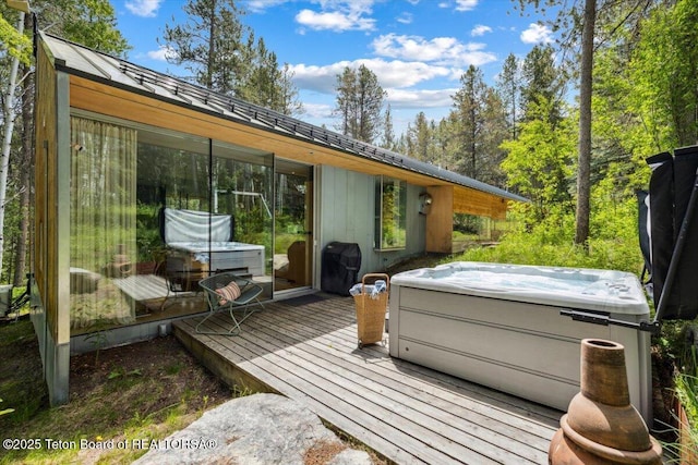 2825 S Sparrow Hawk Rd, Wilson, WY 83014 - deck with a hot tub