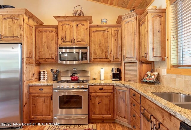 525 Three Rivers Dr, Alpine, WY 83128 - photo 1