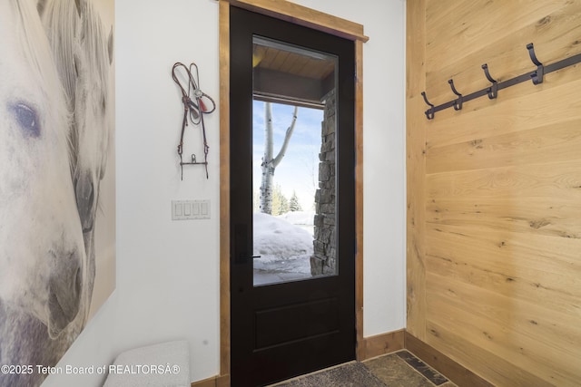 29 Bannock Cir, Victor, ID 83455 - foyer entrance featuring baseboards