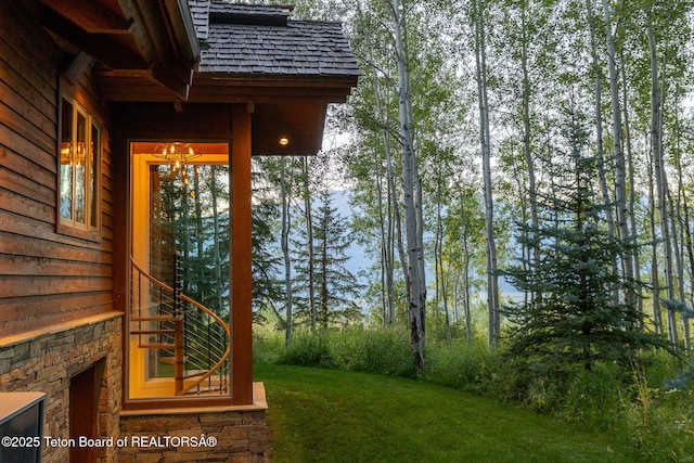 2540 Trader Rd, Jackson, WY 83001 - view of green lawn