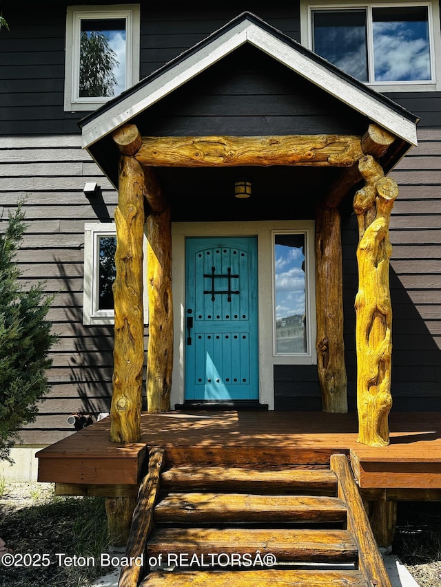 21 Hawk Path, Boulder, WY 82923 - property entrance with covered porch