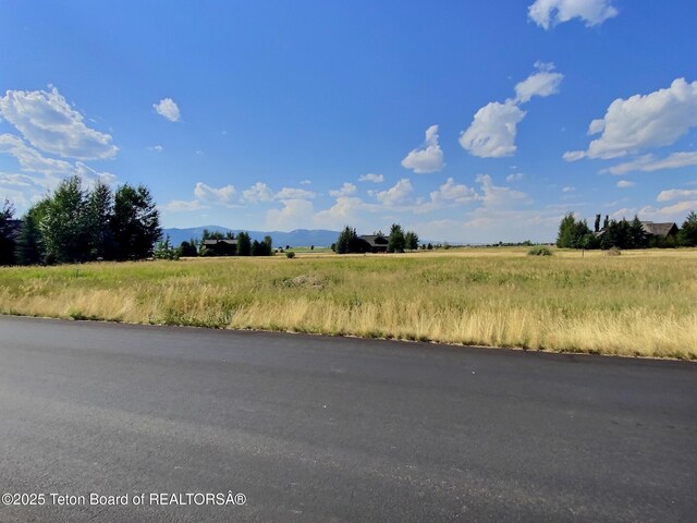 13 Kearsley Ln, Victor, ID 83455