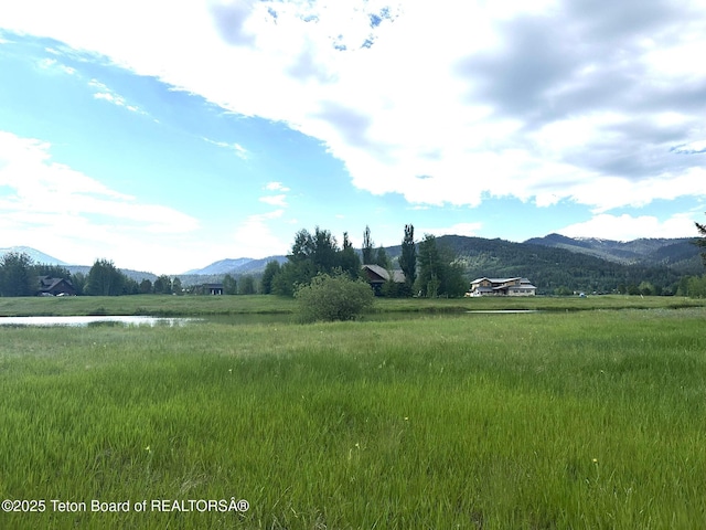 13 Kearsley Ln, Victor, ID 83455