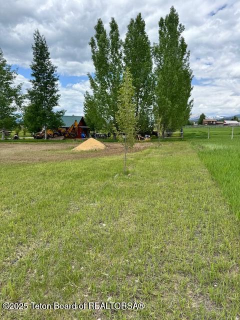 88 Pony Cir, Etna, WY 83118