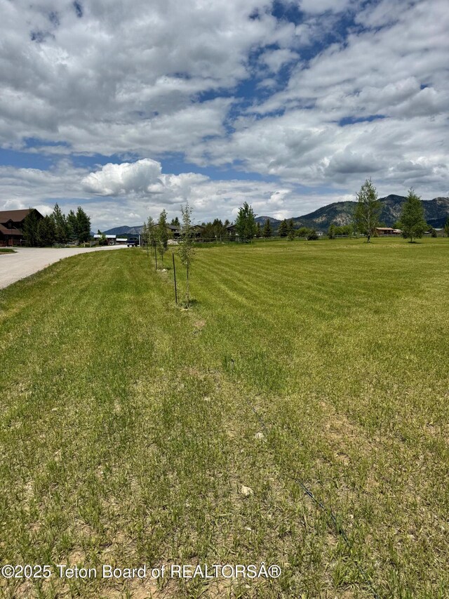 88 Pony Cir, Etna, WY 83118