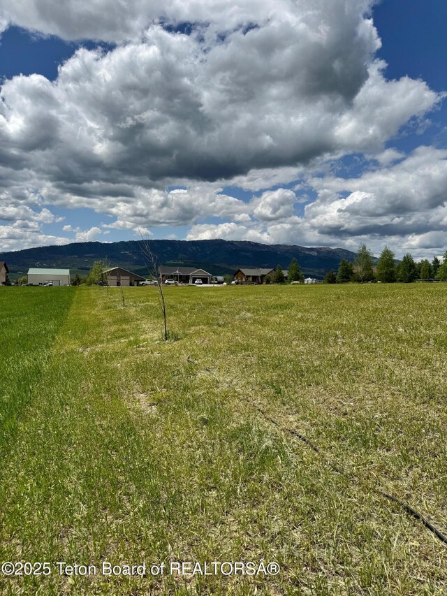 88 Pony Cir, Etna, WY 83118