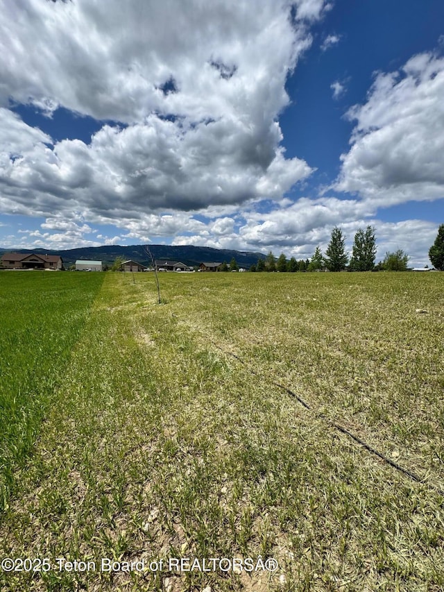88 Pony Cir, Etna, WY 83118