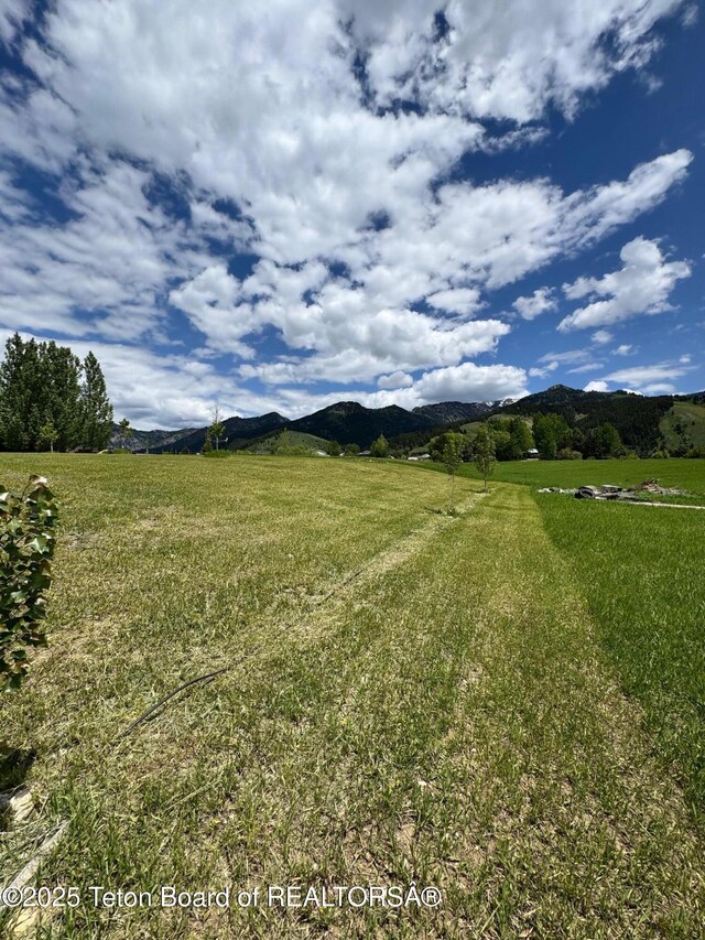88 Pony Cir, Etna, WY 83118