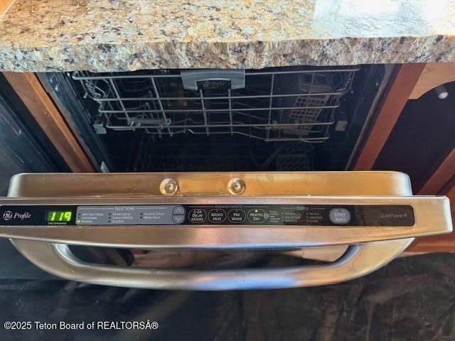 3392 Bainbridge Dr, Tetonia, ID 83452 - kitchen view