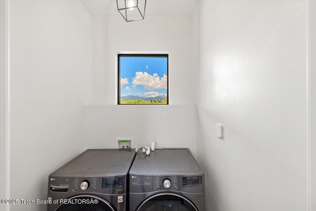346 S Leigh Ranch Rd, Tetonia, ID 83452 - washroom with washing machine and dryer