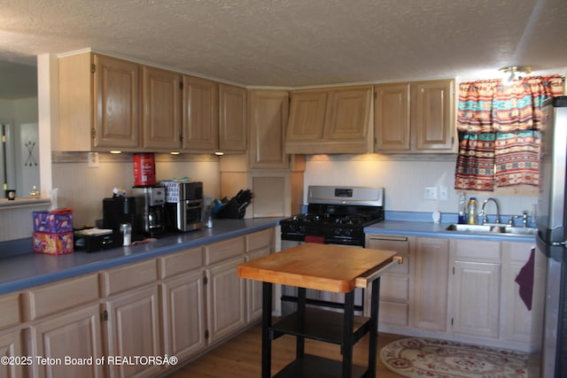 106 W 2nd St, Marbleton, WY 83113 - photo 2