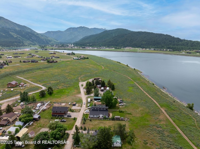 247 Cottage Ln, Alpine, WY 83128 - photo 2