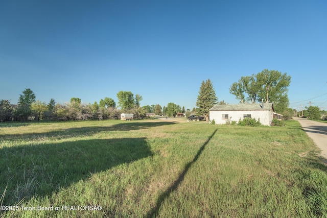 69 E Valley Rd, Pinedale, WY 82941