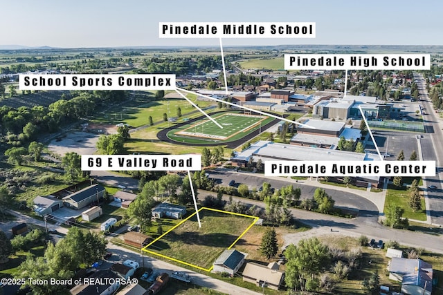 69 E Valley Rd, Pinedale, WY 82941