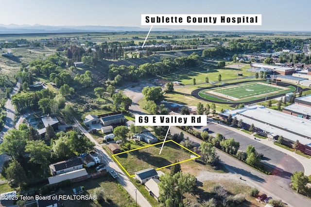 69 E Valley Rd, Pinedale, WY 82941