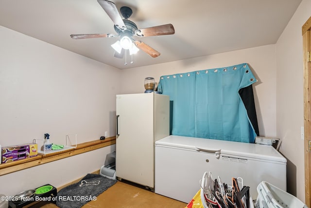 25 Neosha Trl, Boulder, WY 82923 - miscellaneous room with a ceiling fan