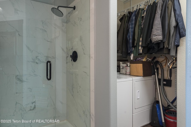 26 Merrimac Trl, Boulder, WY 82923 - full bathroom with independent washer and dryer, a marble finish shower, and a spacious closet