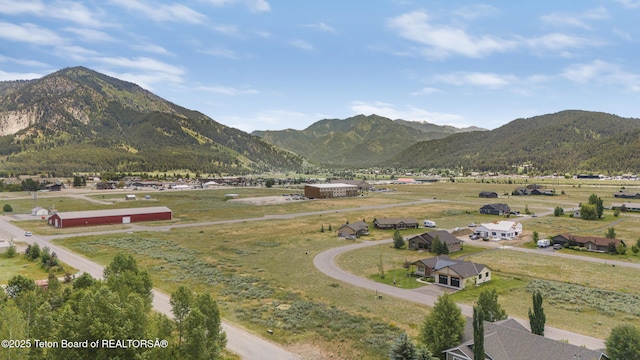 178 Columbine St, Alpine, WY 83128