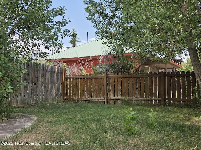321 Smith Ave, Big Piney, WY 83113 - view of yard
