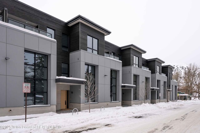 165 N Glenwood St # 30, Jackson, WY 83001 - view of snow covered building