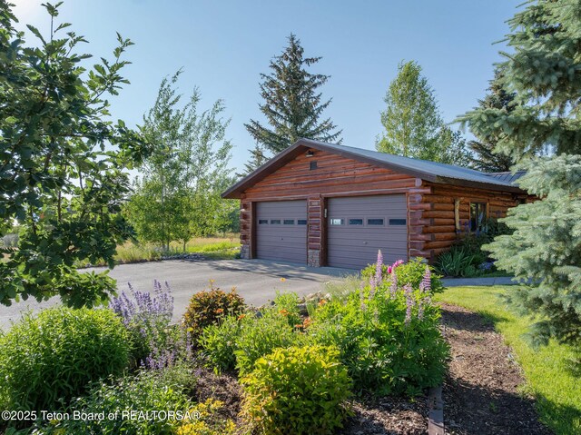 5100 Country Club Dr, Victor, ID 83455 - view of garage