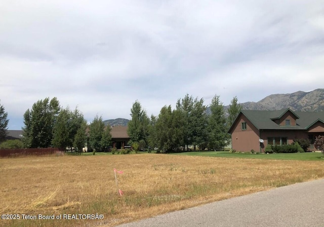 452 River View Dr, Alpine, WY 83128