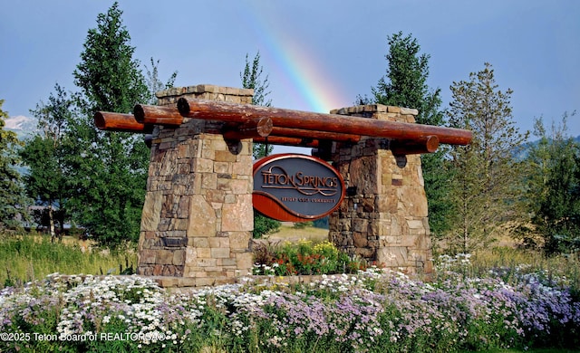 89 Flint Ridge Cir, Victor, ID 83455