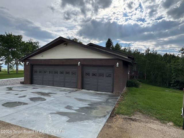 13280 N 3750 W, Felt, ID 83424 - garage with concrete driveway