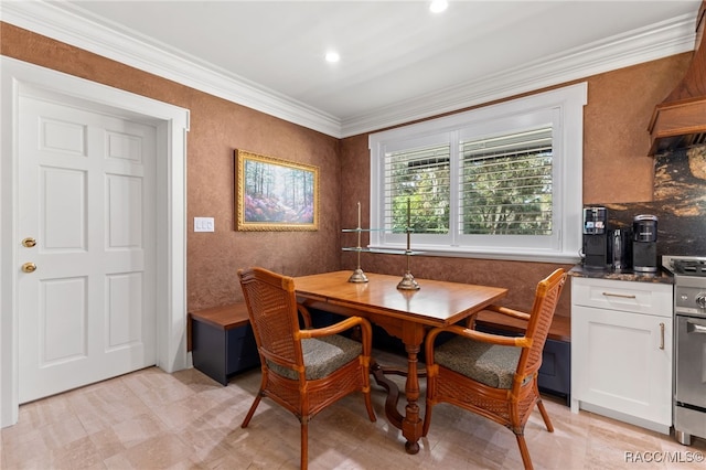 dining room with crown molding