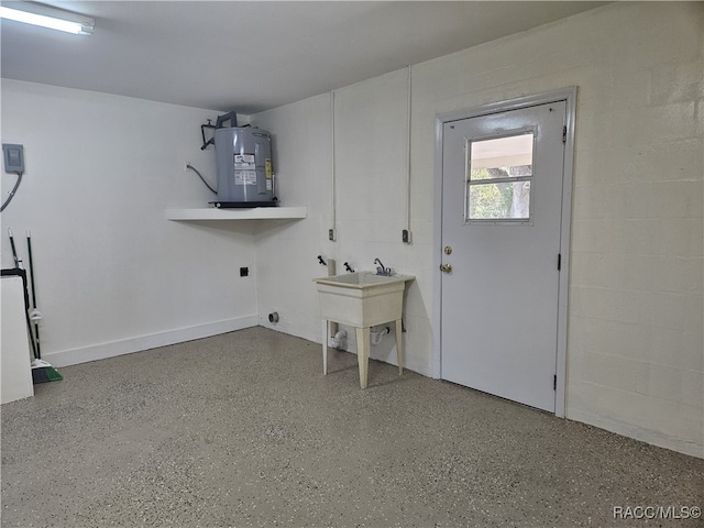 7781 N Lazy Trl, Crystal River, FL 34428 - laundry area featuring electric dryer hookup and water heater