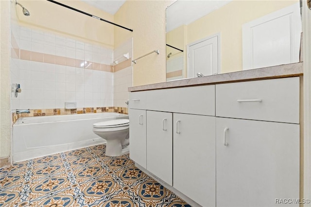 17108 Carrington Park Dr Unit 711, Tampa, FL 33647 - full bathroom with toilet, vanity, and bathtub / shower combination