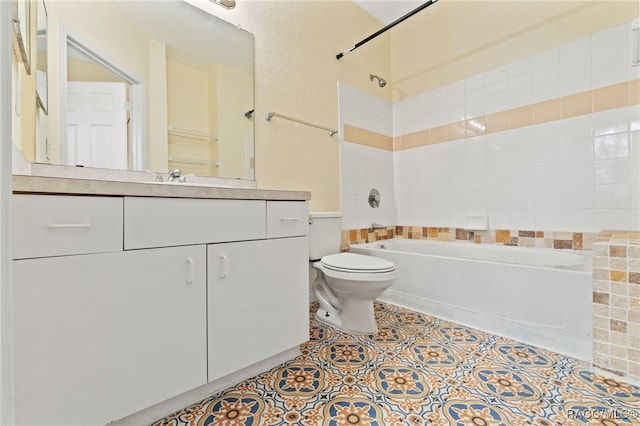 17108 Carrington Park Dr Unit 711, Tampa, FL 33647 - full bath with toilet, vanity, and shower / bathing tub combination