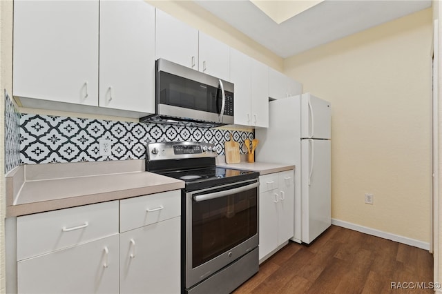 17108 Carrington Park Dr Unit 711, Tampa, FL 33647 - kitchen featuring dark wood-style flooring, light countertops, decorative backsplash, and stainless steel appliances