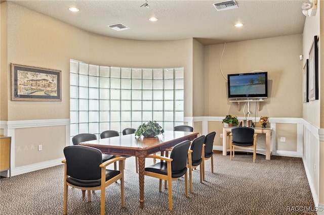17108 Carrington Park Dr Unit 711, Tampa, FL 33647 - carpeted dining room with recessed lighting, visible vents, and a wealth of natural light