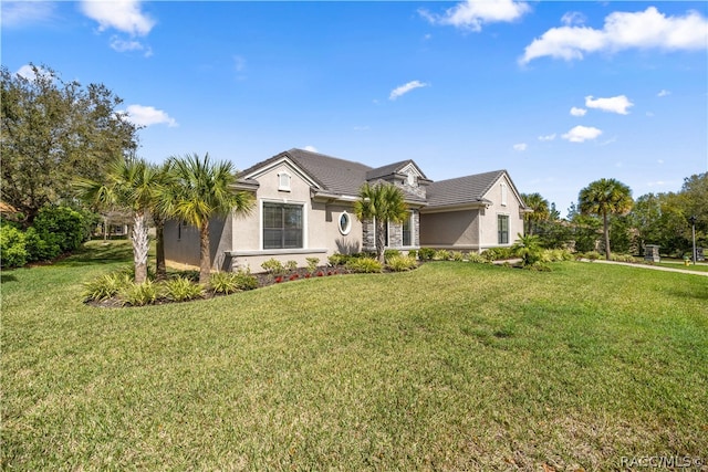 view of front of house with a front lawn