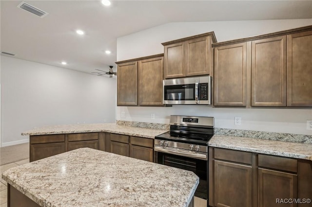 12518 Pine Bluff St, Spring Hill, FL 34609 - photo 20
