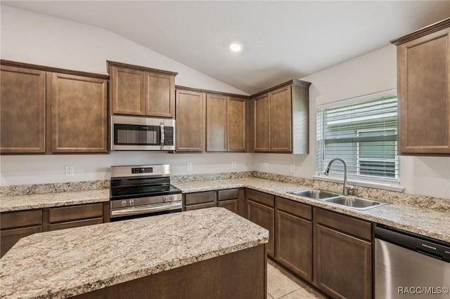 12518 Pine Bluff St, Spring Hill, FL 34609 - photo 21