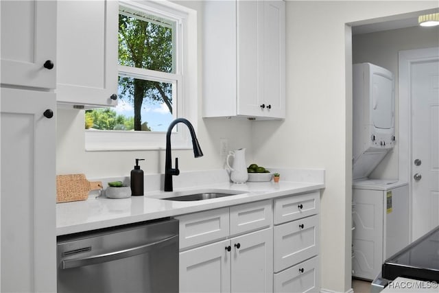 bar featuring a sink, stainless steel dishwasher, and stacked washer / drying machine