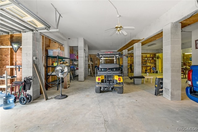 garage with ceiling fan