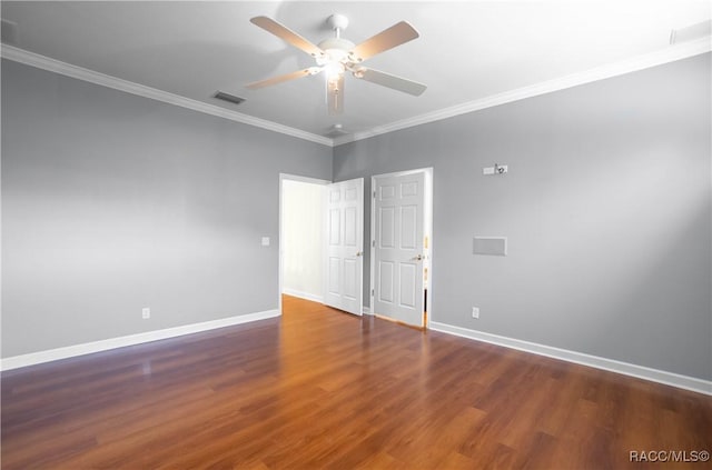 9093 E Pinehurst Ct, Inverness, FL 34450 - unfurnished bedroom with wood finished floors, crown molding, and a ceiling fan