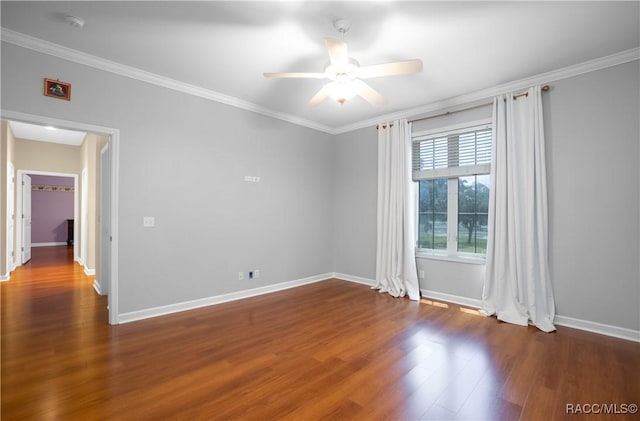 9093 E Pinehurst Ct, Inverness, FL 34450 - spare room with a ceiling fan, wood finished floors, ornamental molding, and a smoke detector