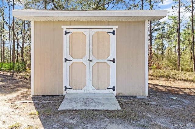 view of outdoor structure