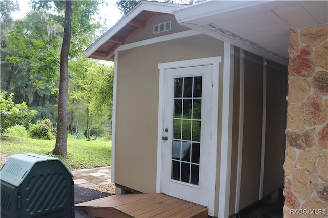 view of outbuilding