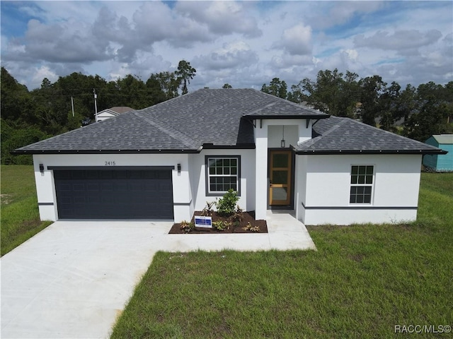 572 W Bluster Pl, Citrus Springs, FL 34434 - view of front of property with roof with shingles, stucco siding, an attached garage, and concrete driveway