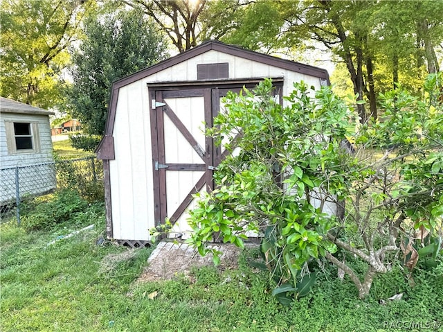 view of outbuilding