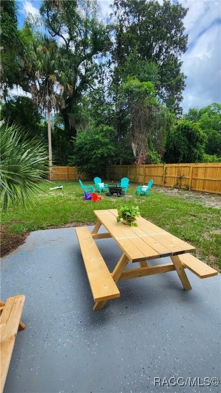 795 N Appalachian Ter, Crystal River, FL 34429 - view of patio