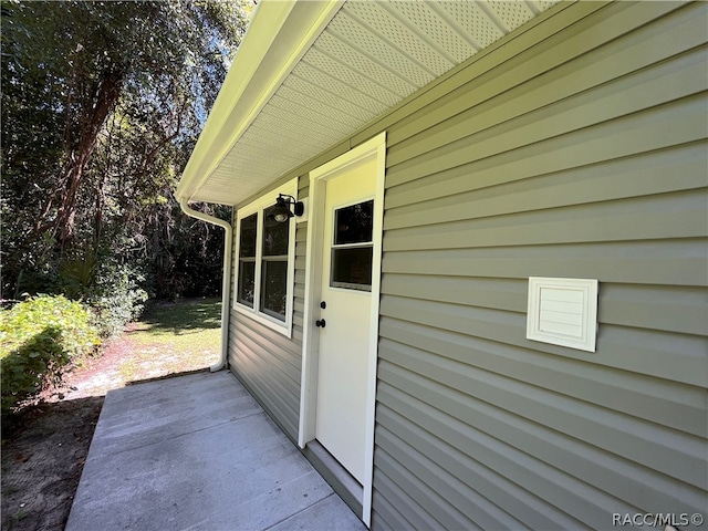 view of entrance to property