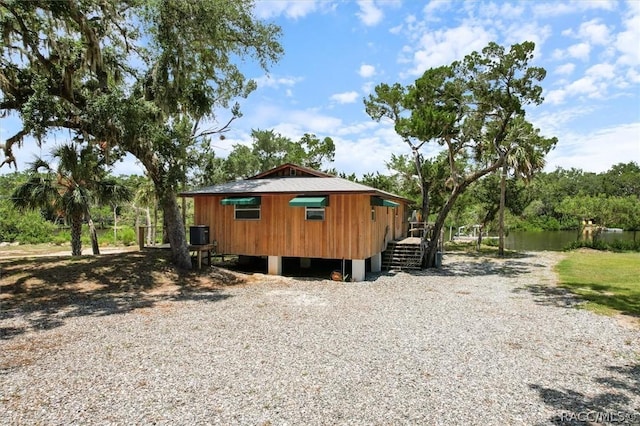 view of home's exterior