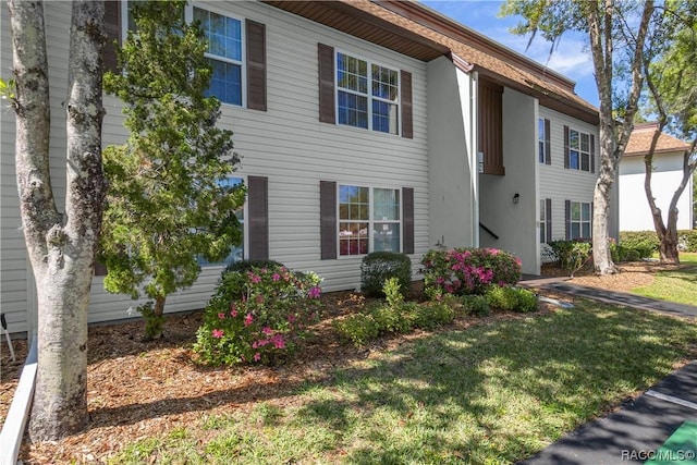 2400 Forest Dr Unit 103, Inverness, FL 34453 - view of front of home featuring a front lawn