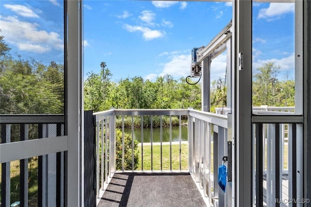 2168 N Watersedge Dr, Crystal River, FL 34429 - balcony with a water view